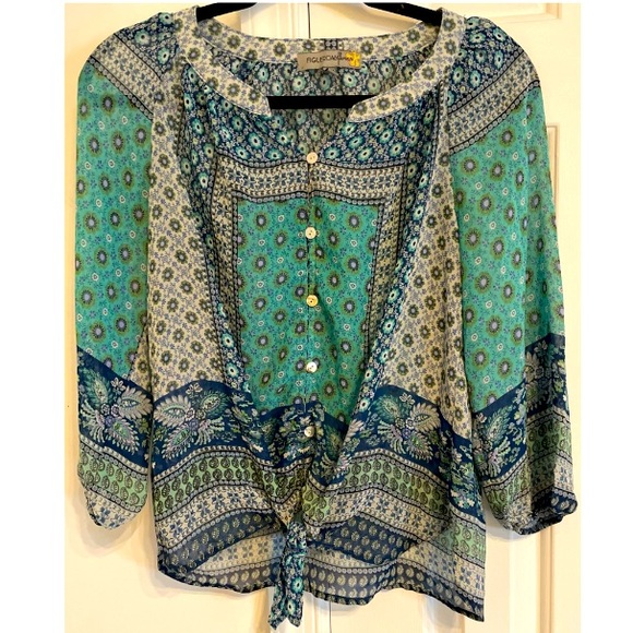 Anthropologie Tops - NEW ITEM! NWOT FIGUEROA & FLOWER BY ANTHROPOLOGIE BOHO TIE FRONT TOP!